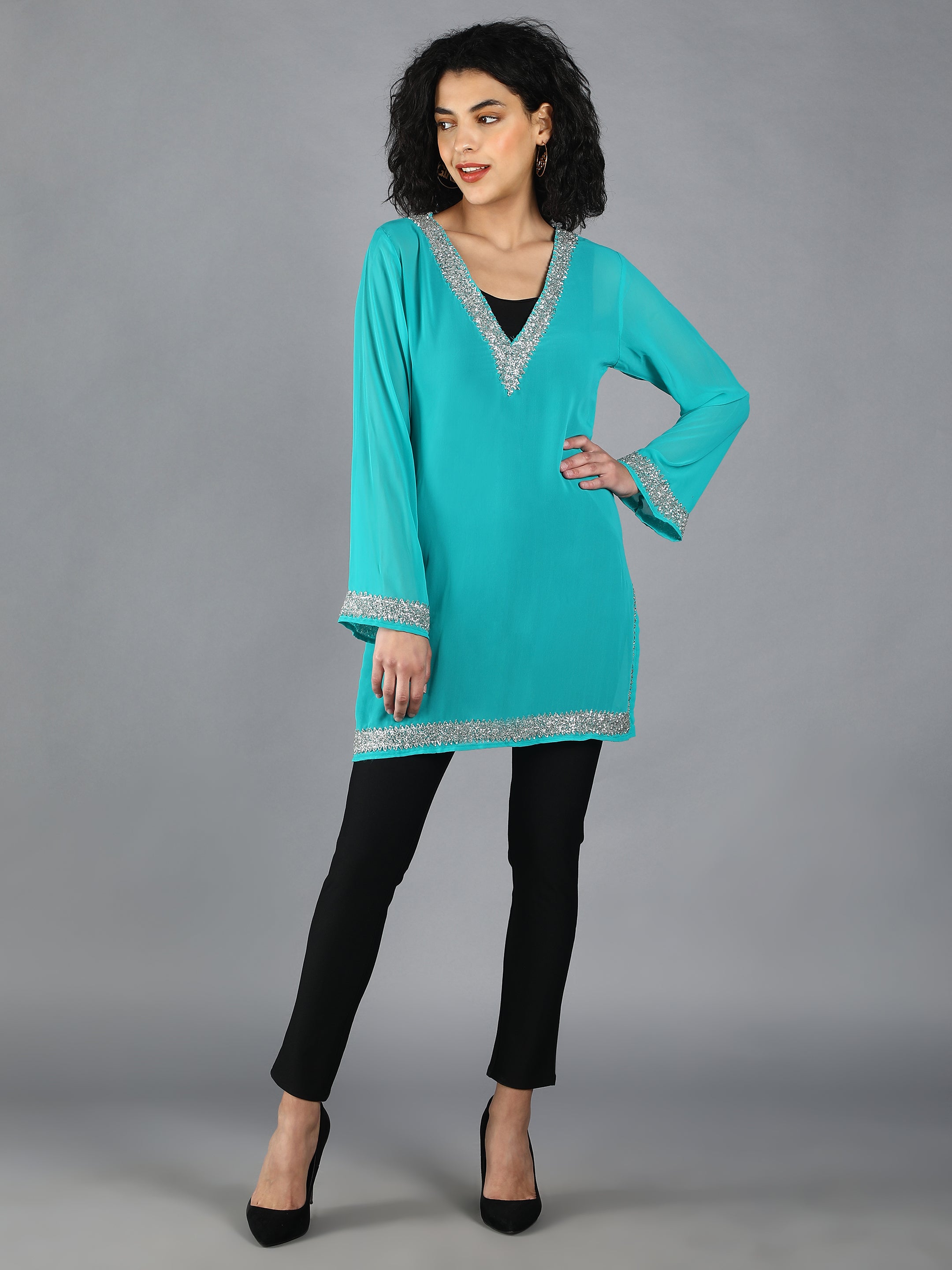 Farah Kurti