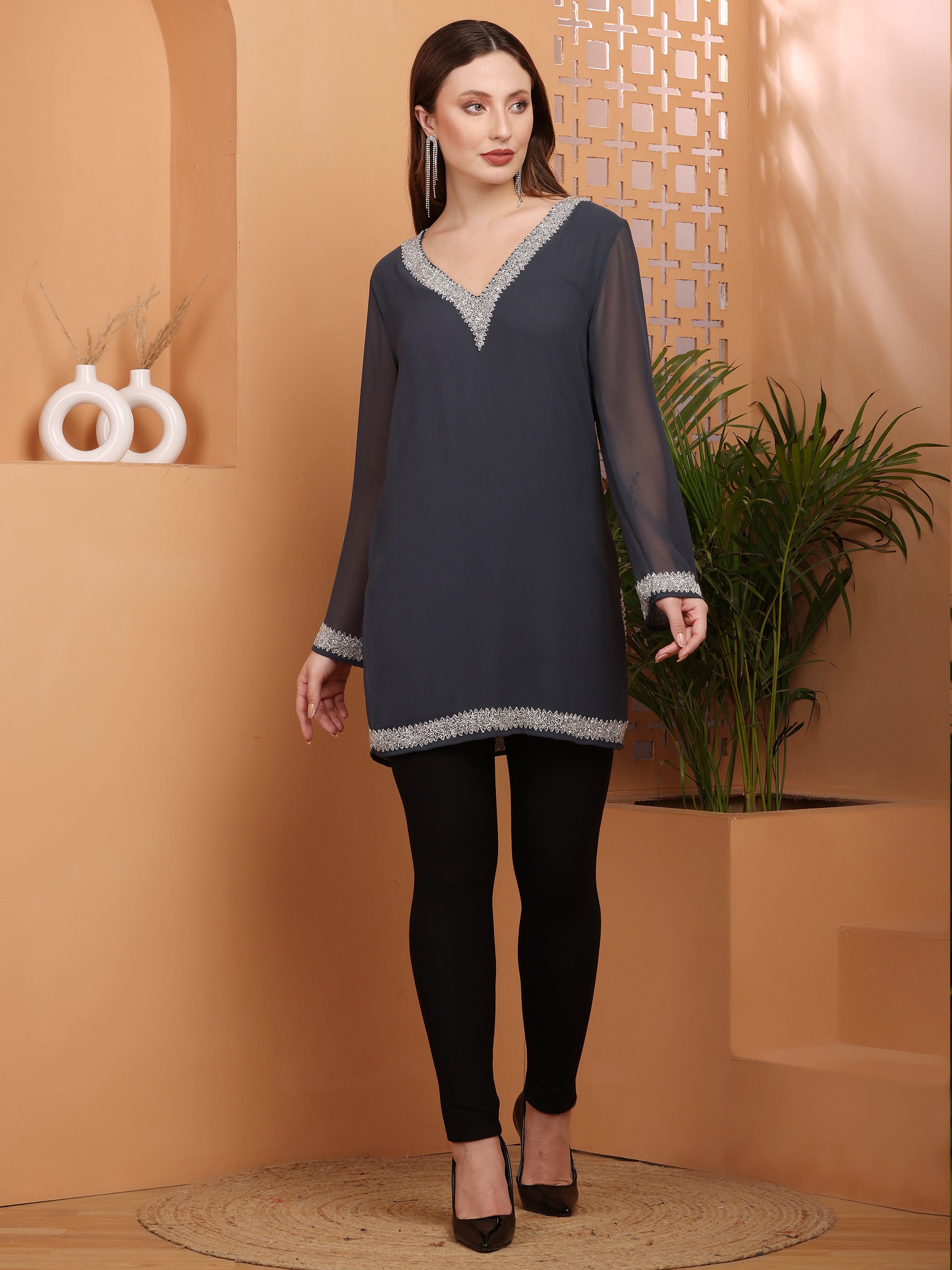 Zoya Embellished Kurti(With Lining)