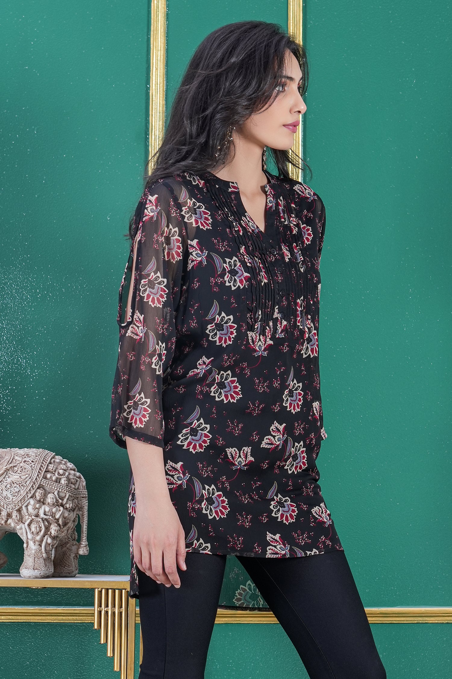 Amba Kurti