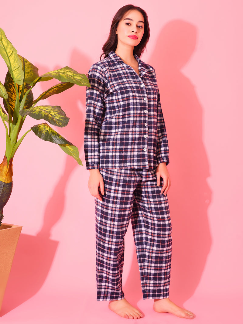 Susy Nightsuit
